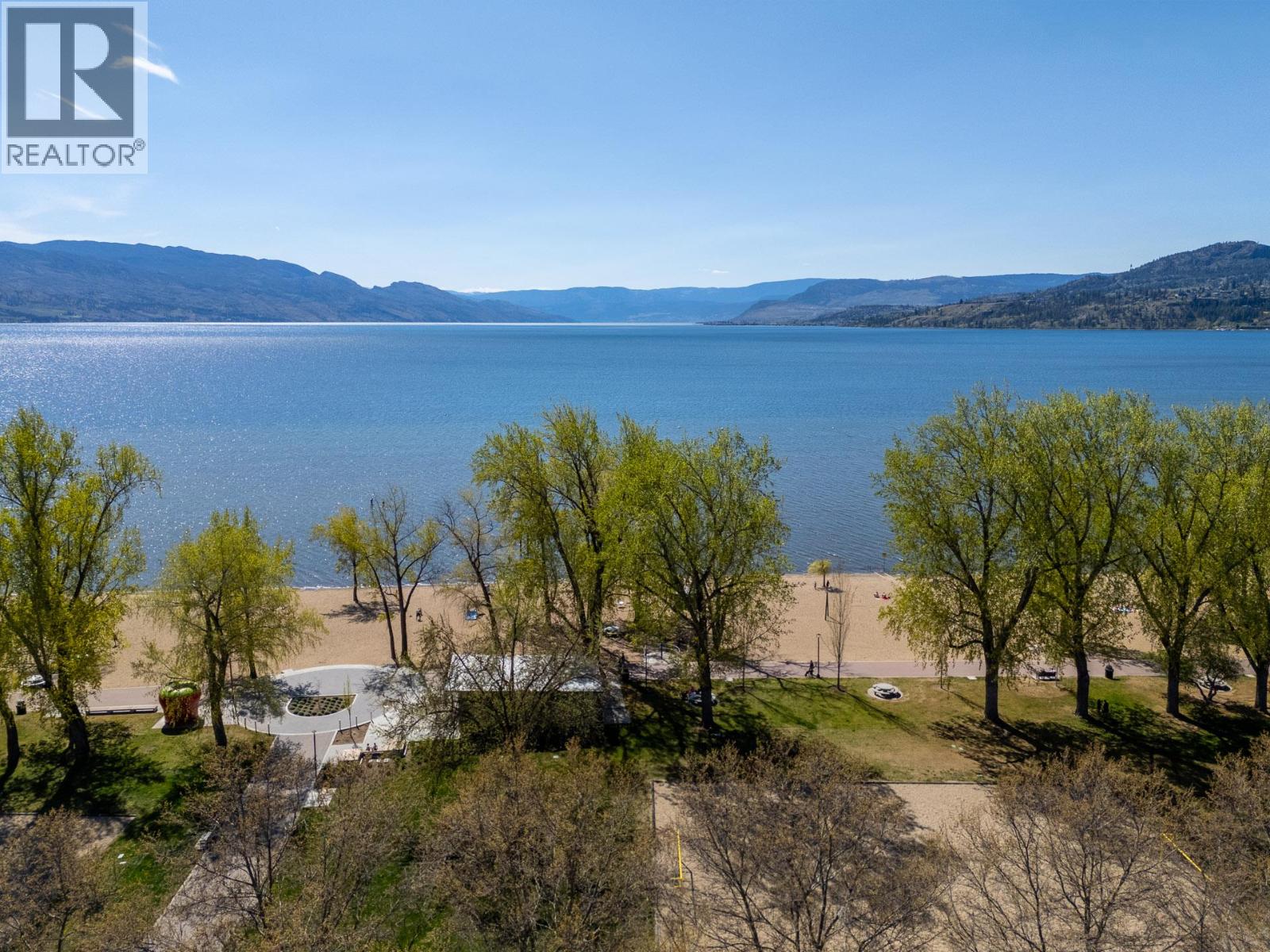 3409 Lakeshore Road Unit# 407