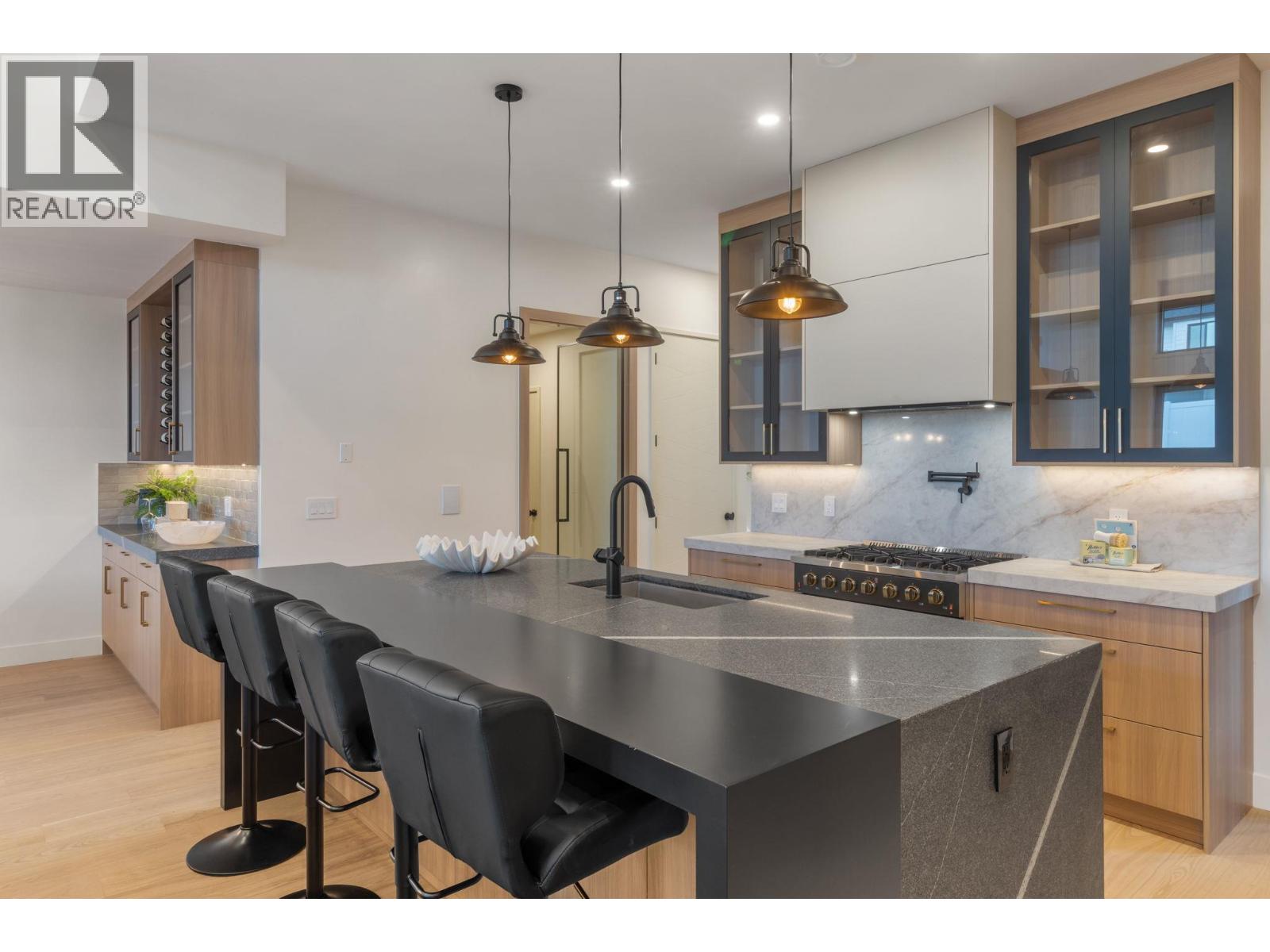 3079 Eagle Bluff Drive