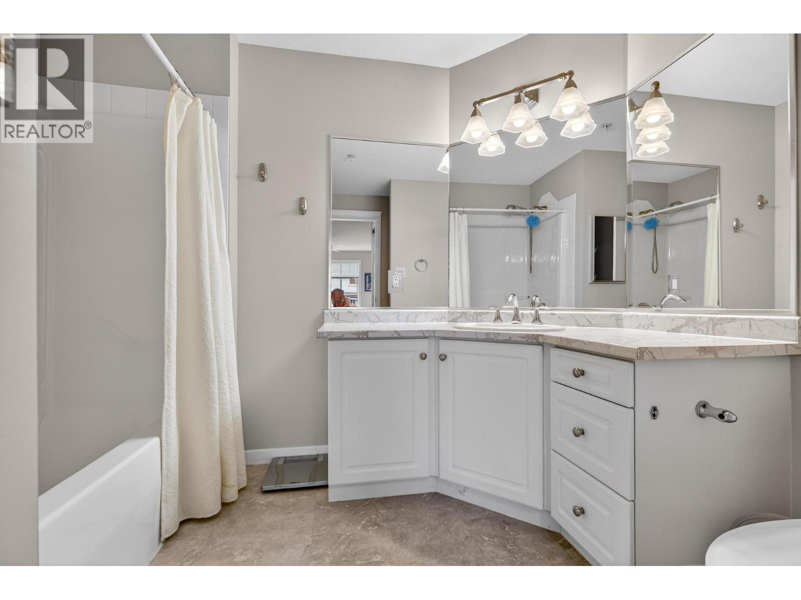 305 Whitman Road Unit# 108