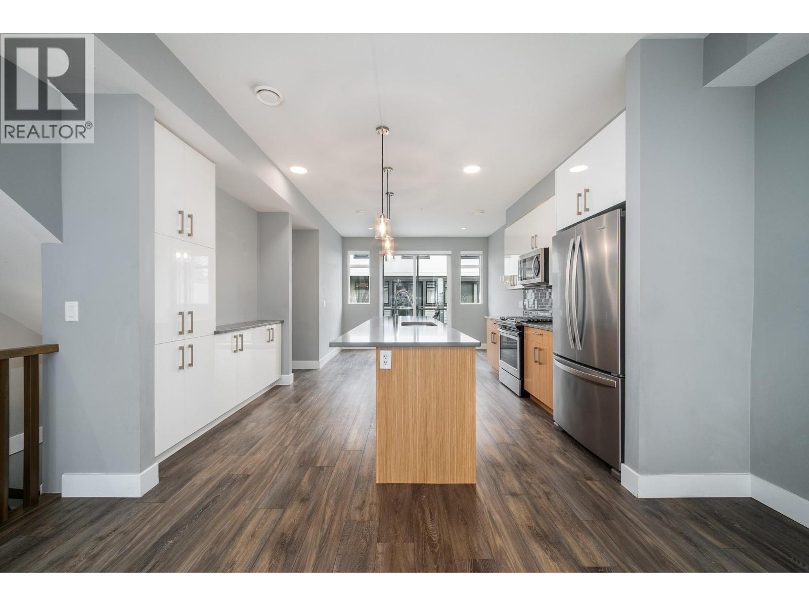 11581 Rogers Road Unit# 202