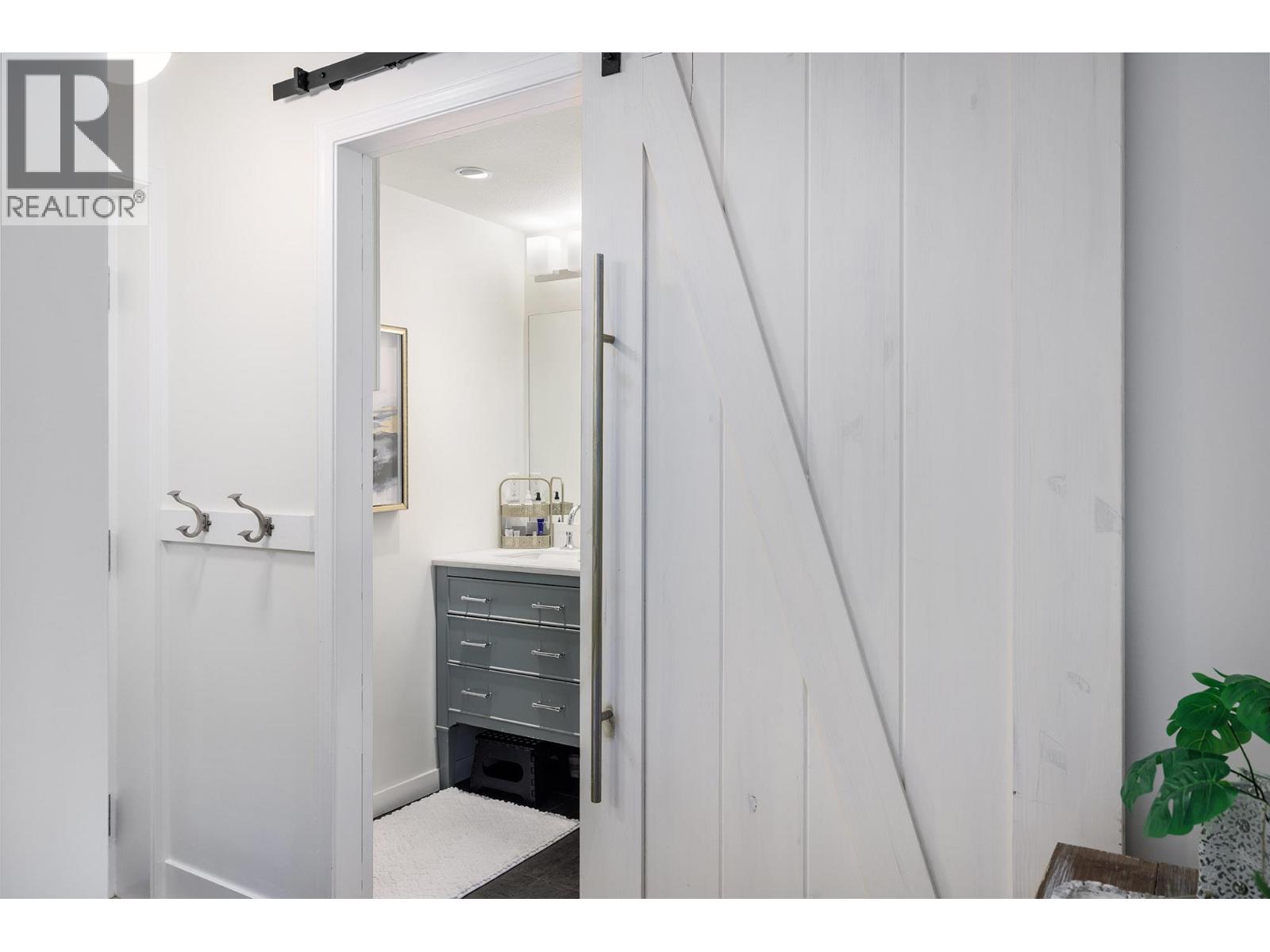 1088 Sunset Drive Unit# 247