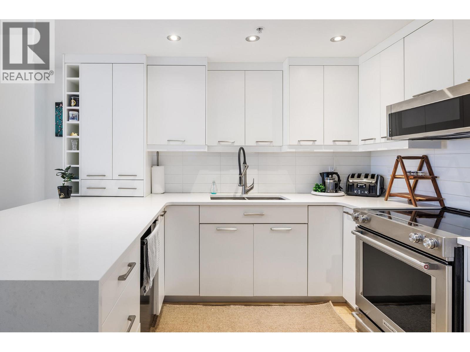 1088 Sunset Drive Unit# 247
