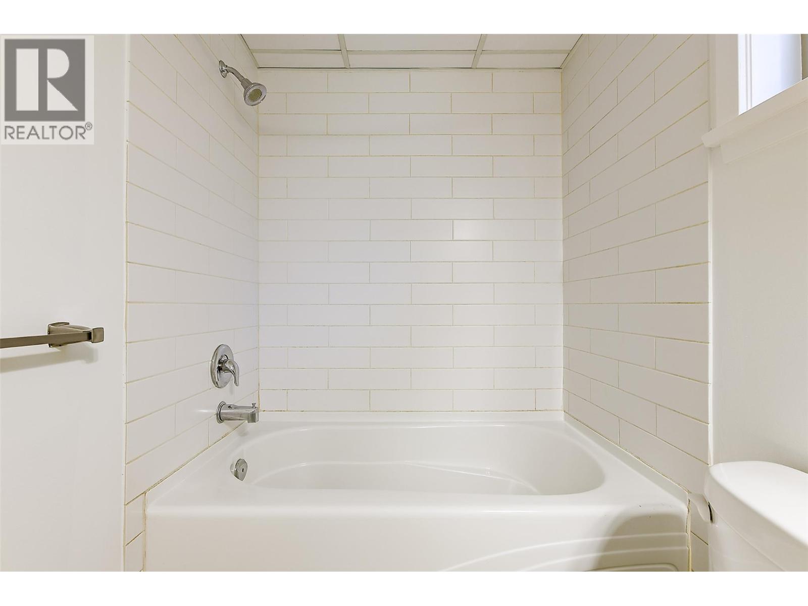 4042 Pritchard Drive Unit# 2104