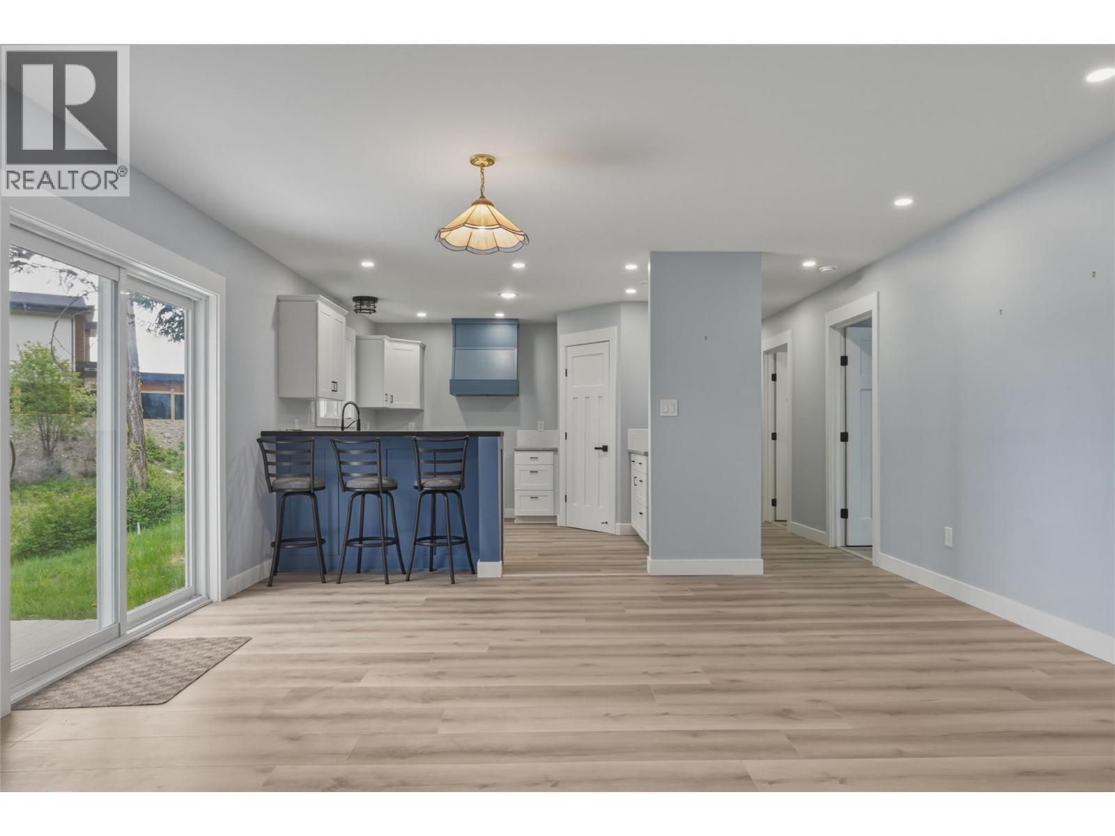 784 Wood Road