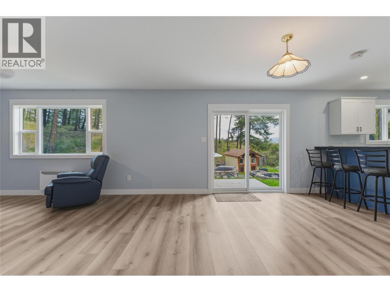 784 Wood Road