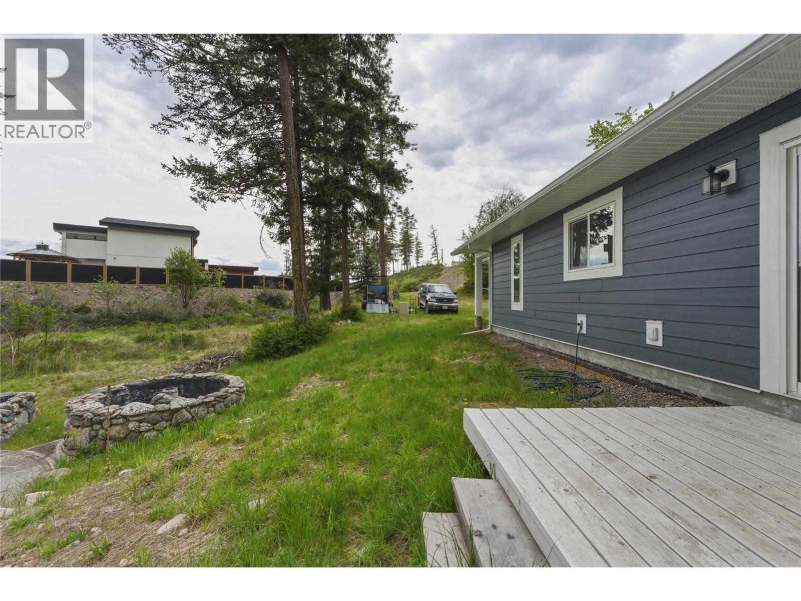 784 Wood Road
