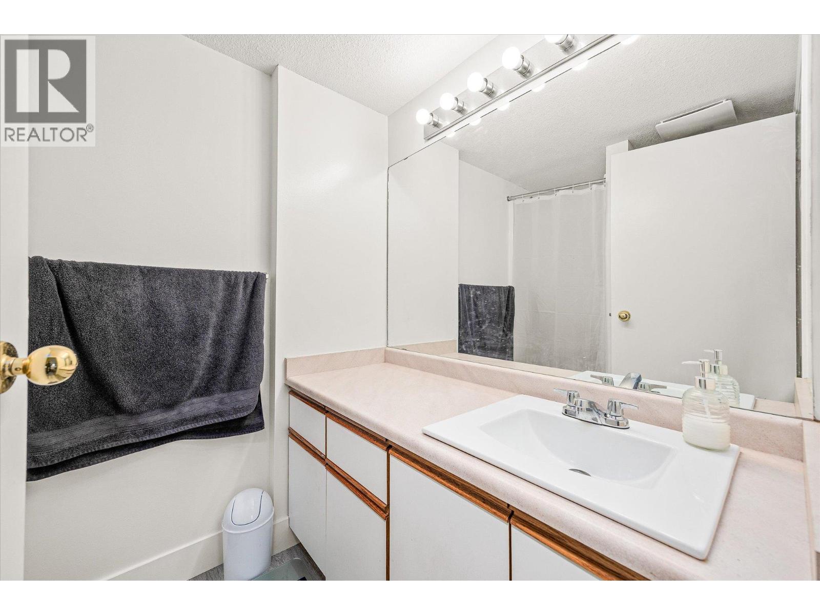 2035 Baron Road Unit# 207