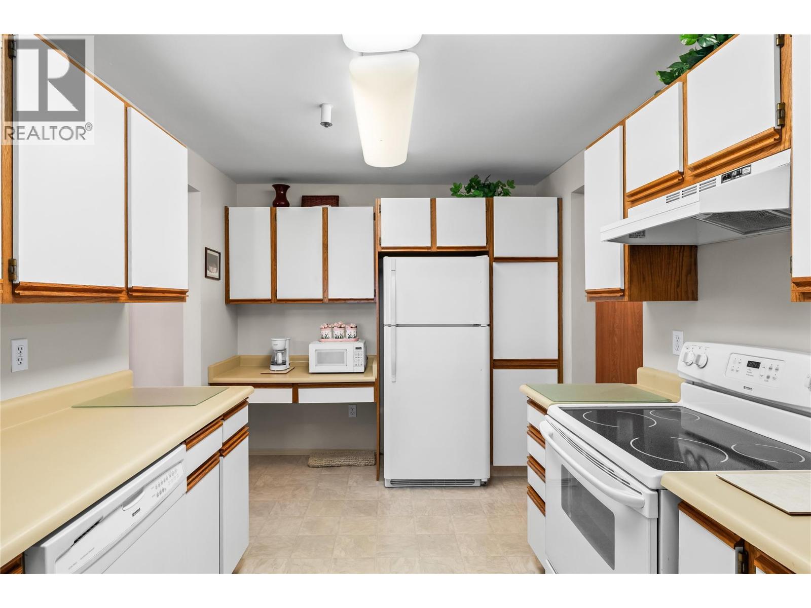 1045 Sutherland Avenue Unit# 37