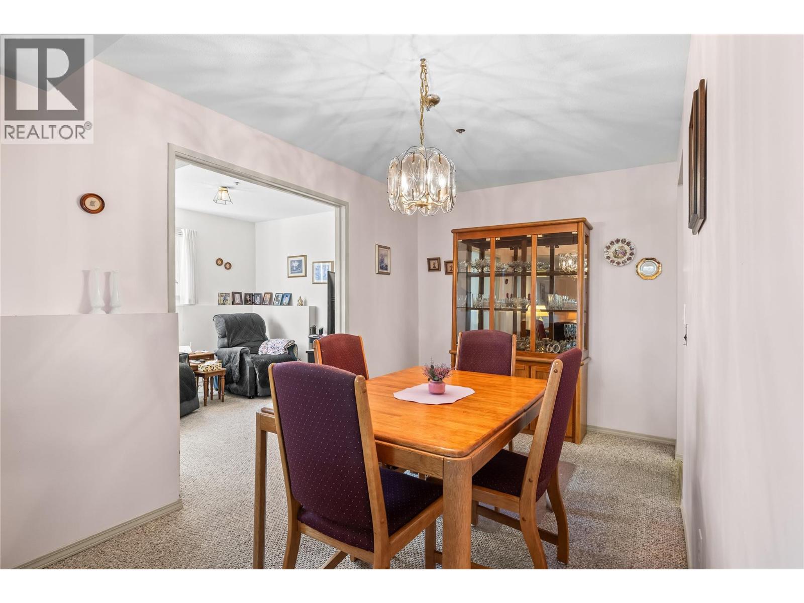 1045 Sutherland Avenue Unit# 37