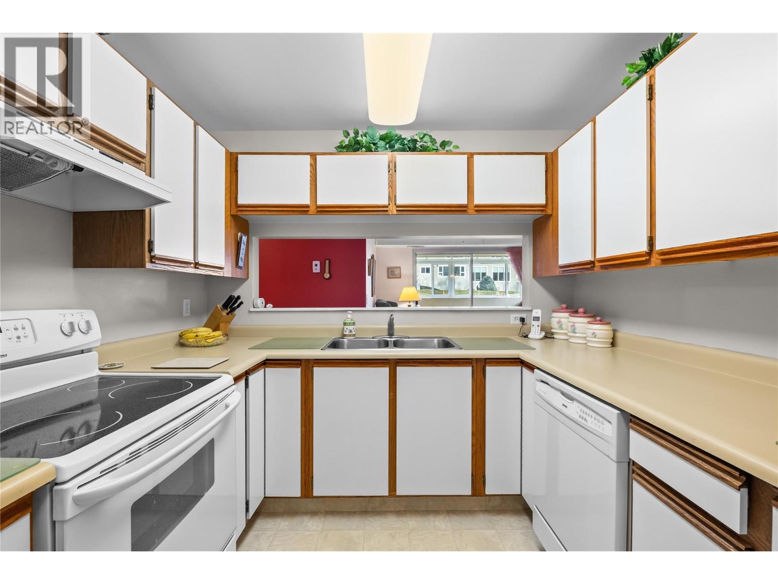 1045 Sutherland Avenue Unit# 37