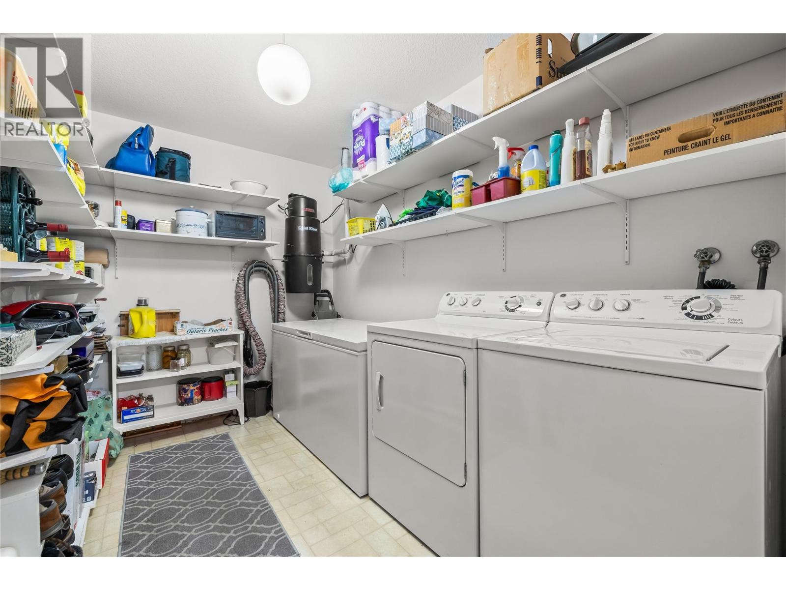 1045 Sutherland Avenue Unit# 37