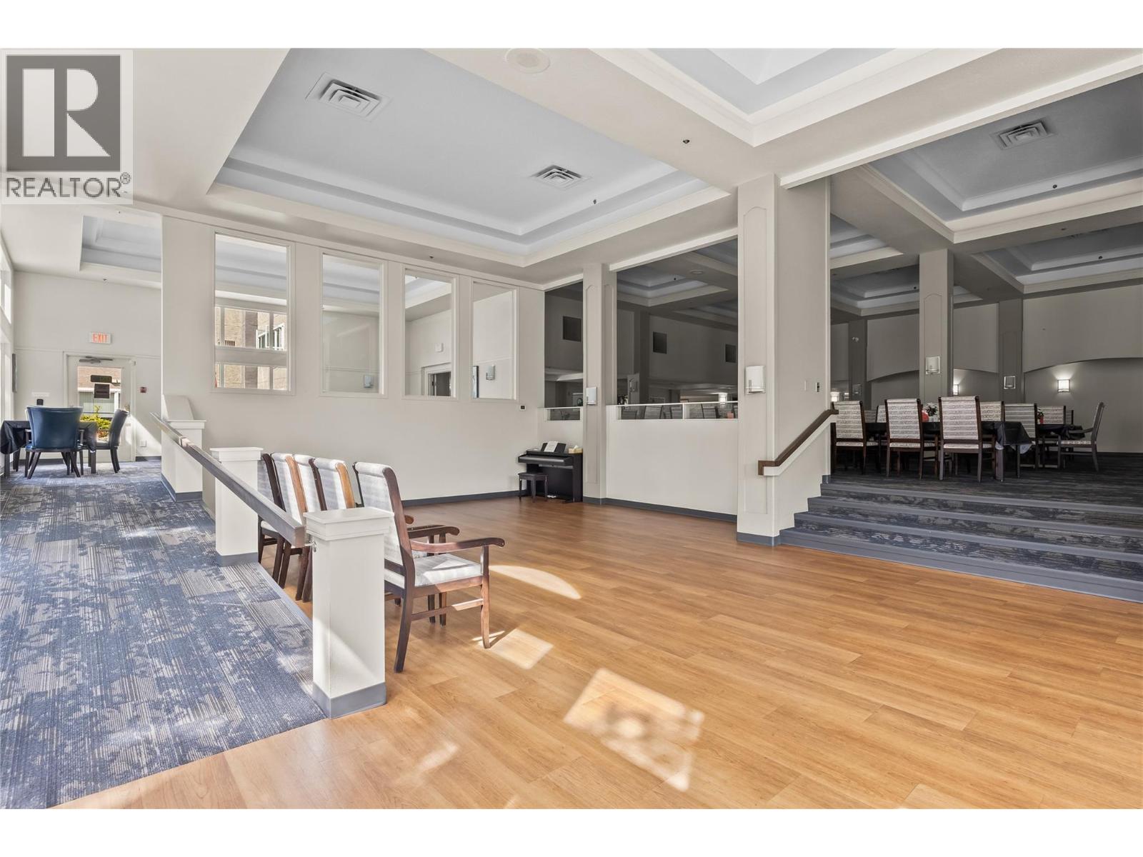 1045 Sutherland Avenue Unit# 37