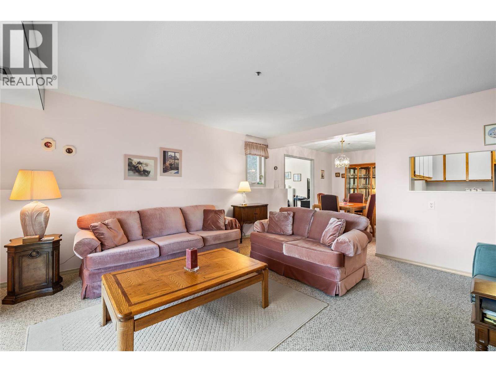 1045 Sutherland Avenue Unit# 37