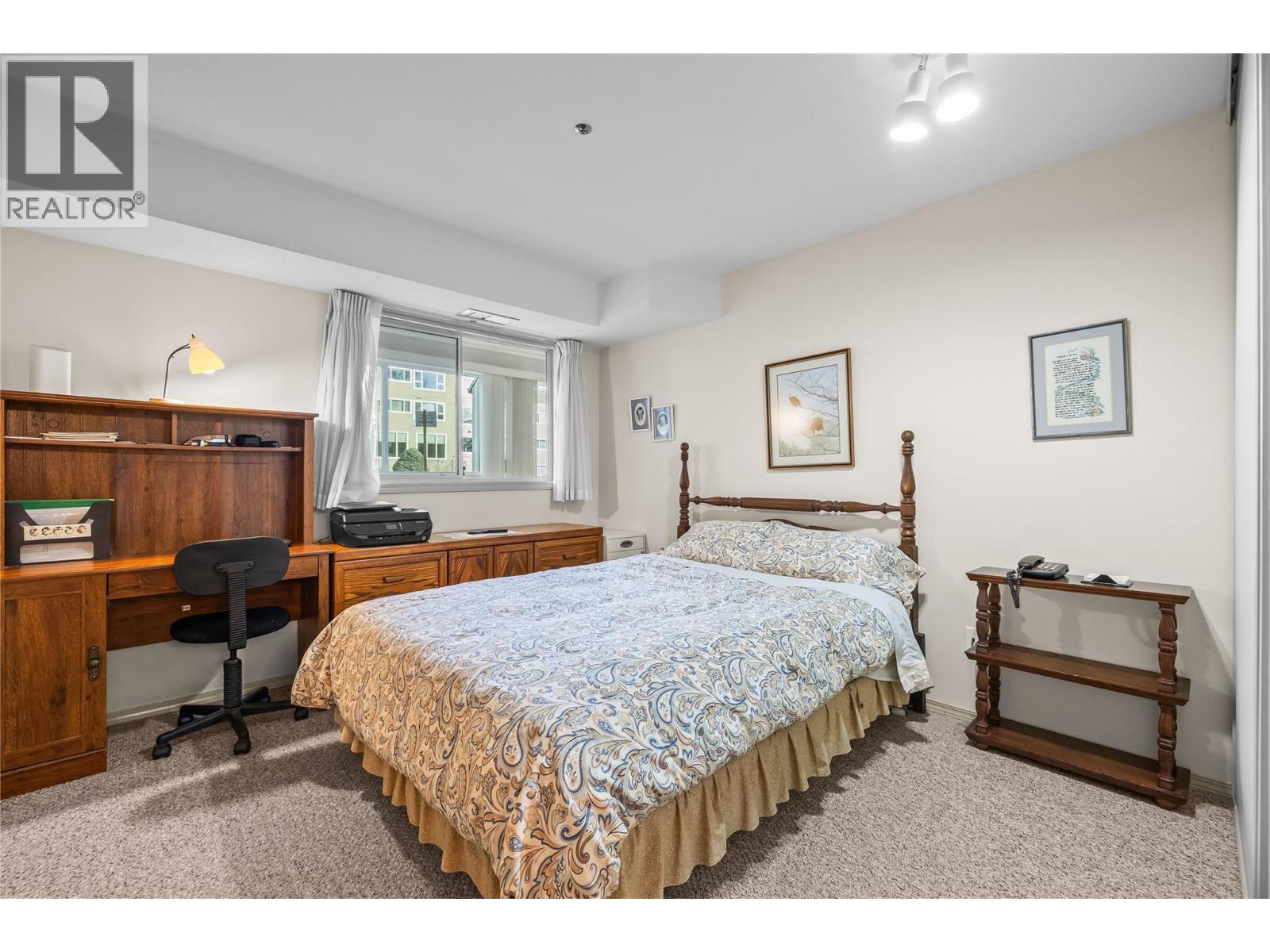 1045 Sutherland Avenue Unit# 37