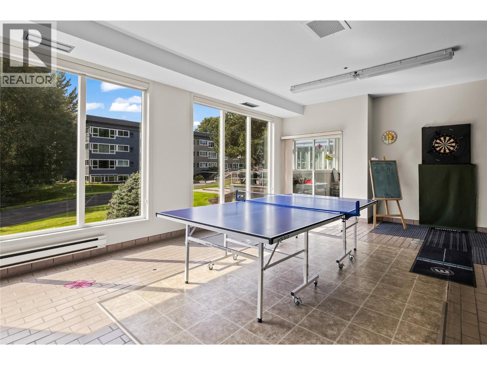 1045 Sutherland Avenue Unit# 37
