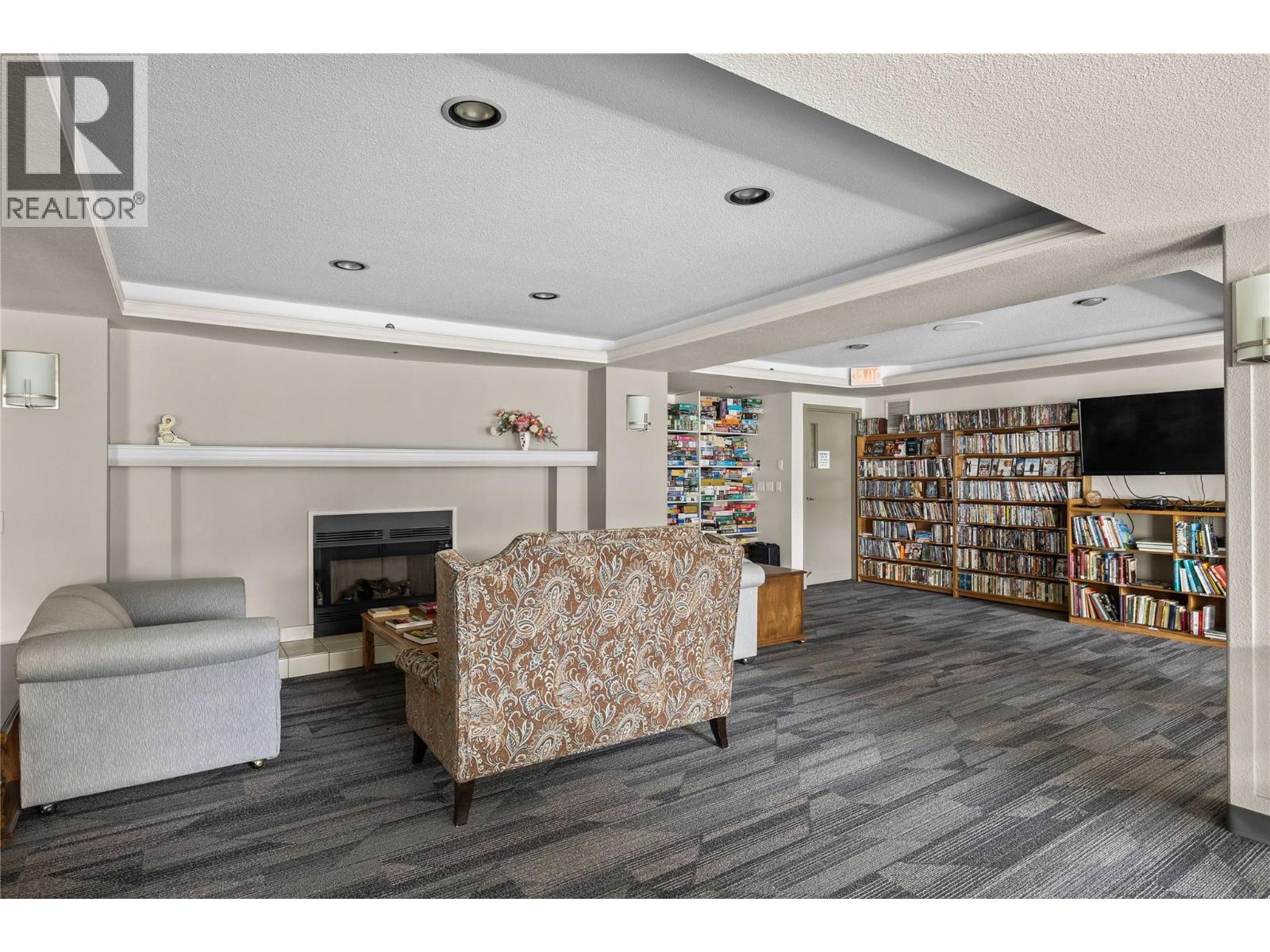 1045 Sutherland Avenue Unit# 37
