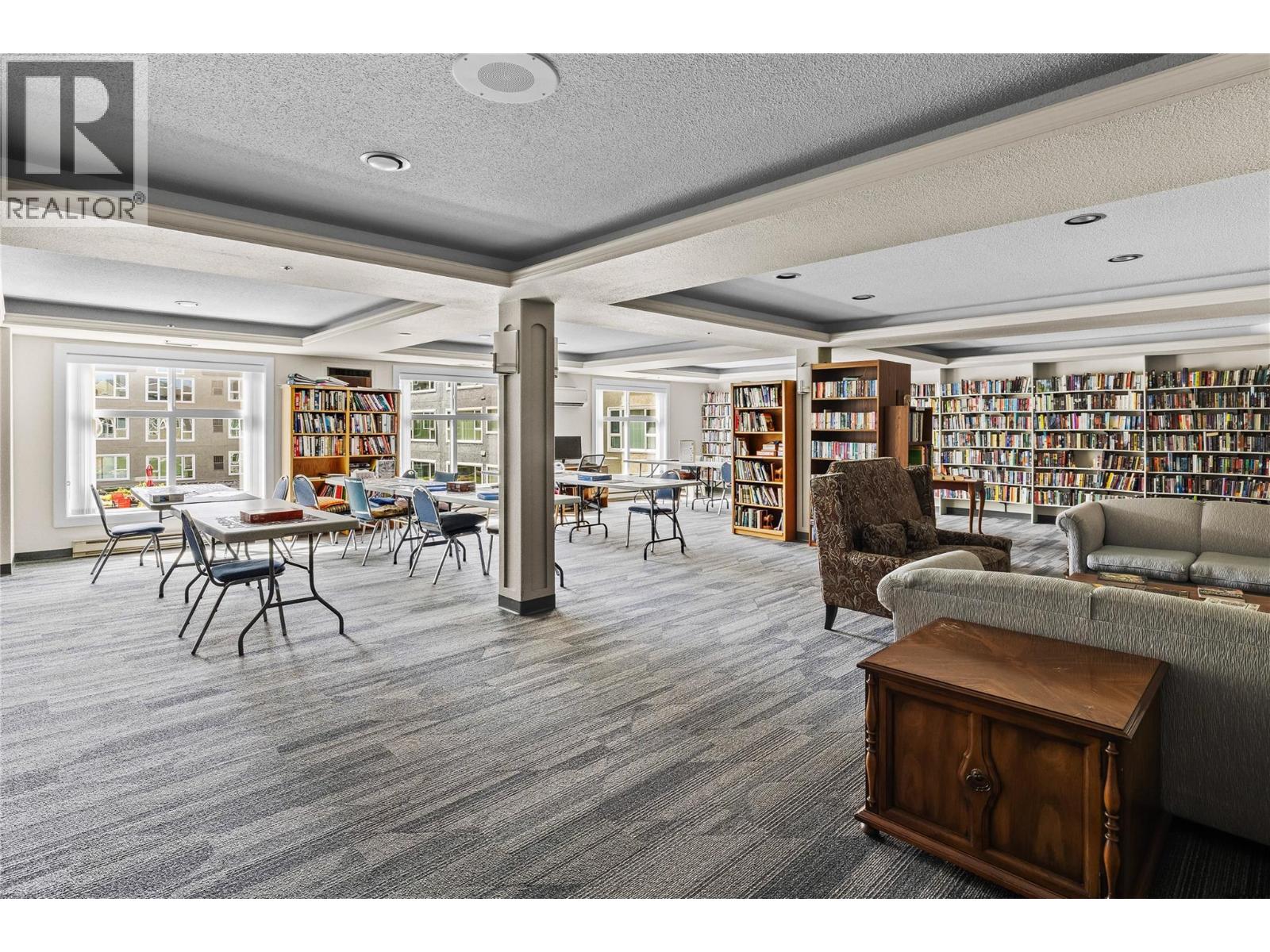1045 Sutherland Avenue Unit# 37