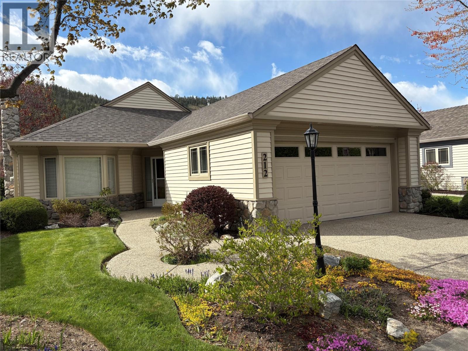 550 Yates Road Unit# 212 Lot# 15
