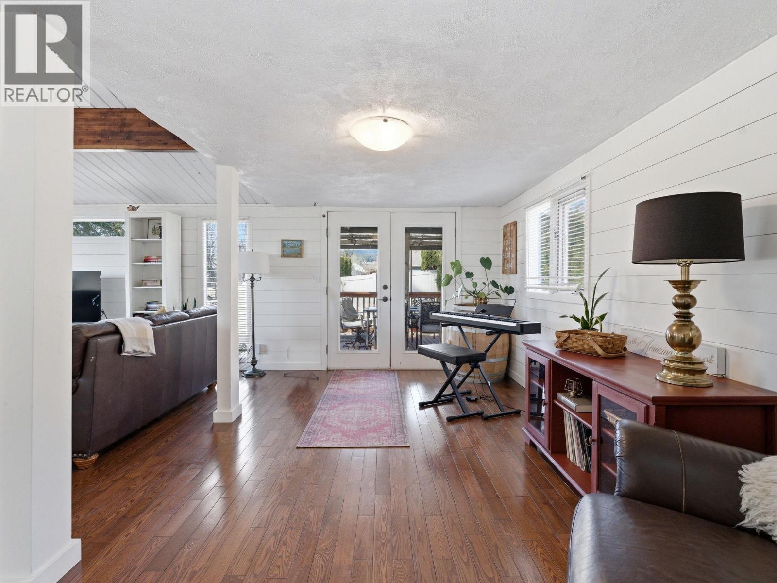 3090 Smith Creek Road