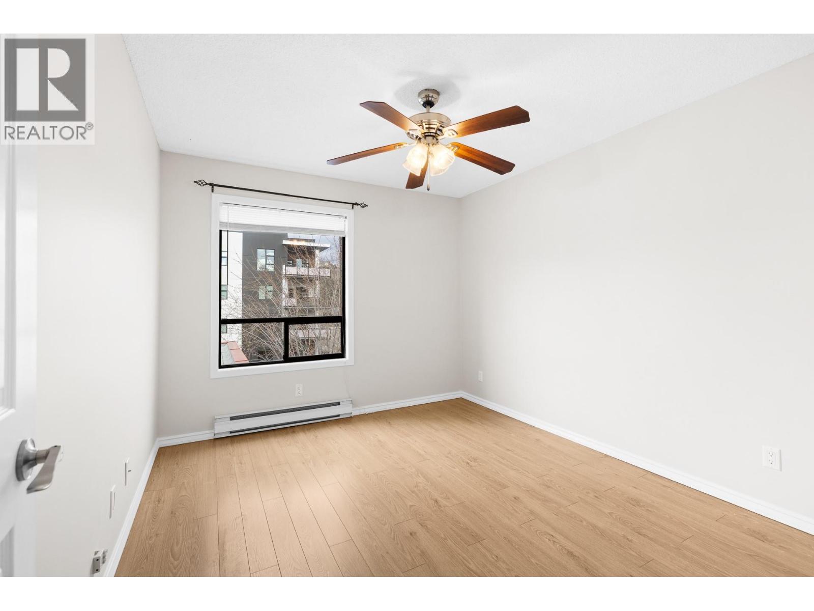 1490B Gordon Drive Unit# 304