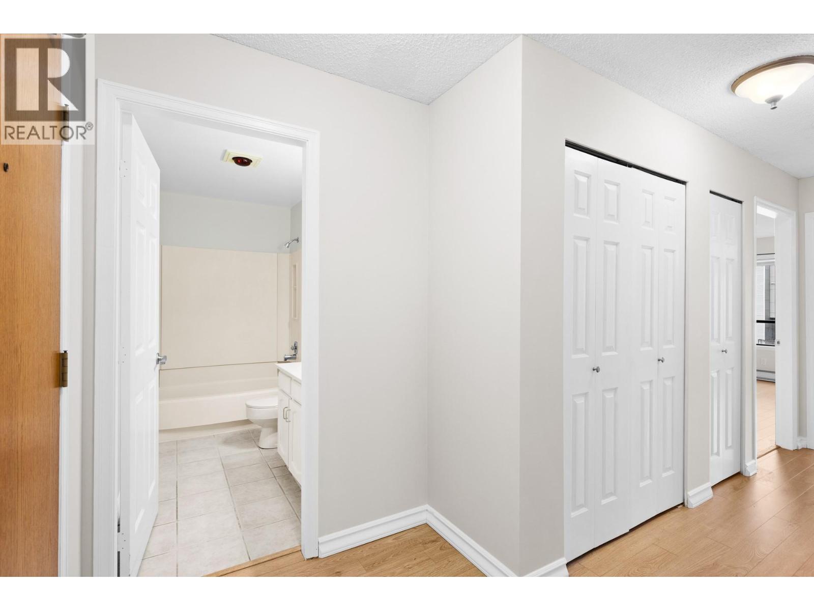 1490B Gordon Drive Unit# 304