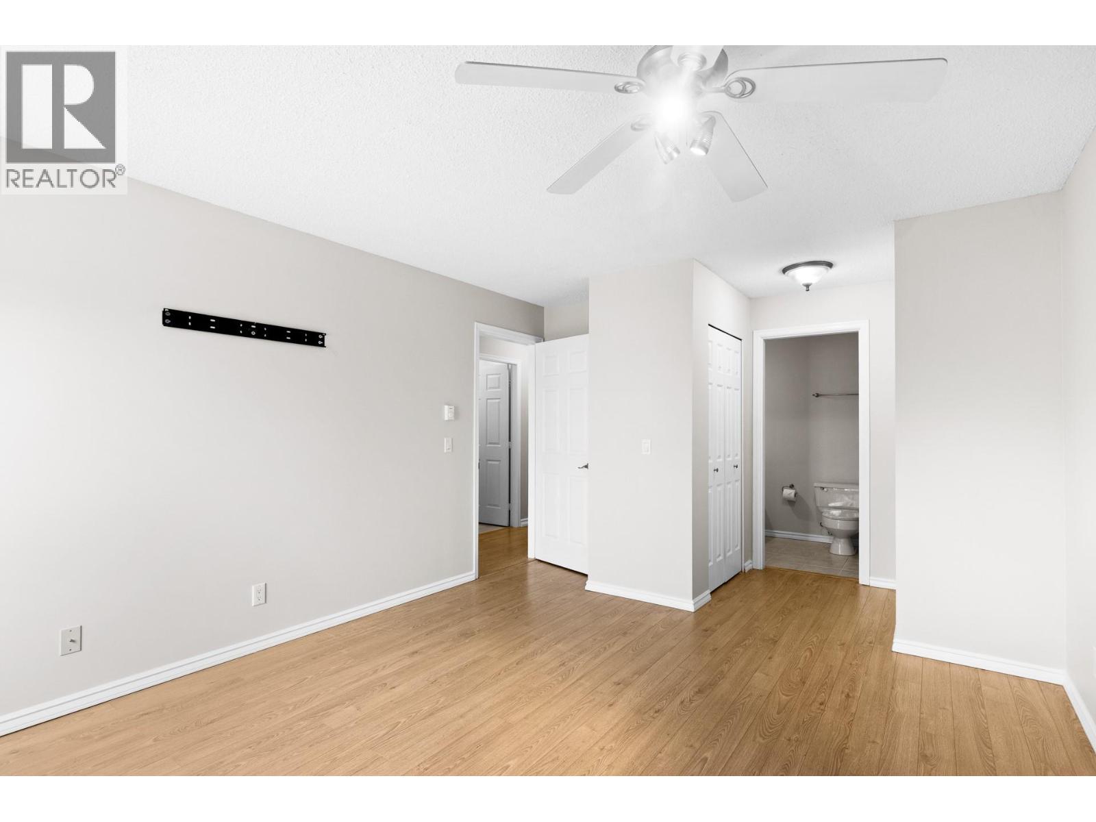 1490B Gordon Drive Unit# 304