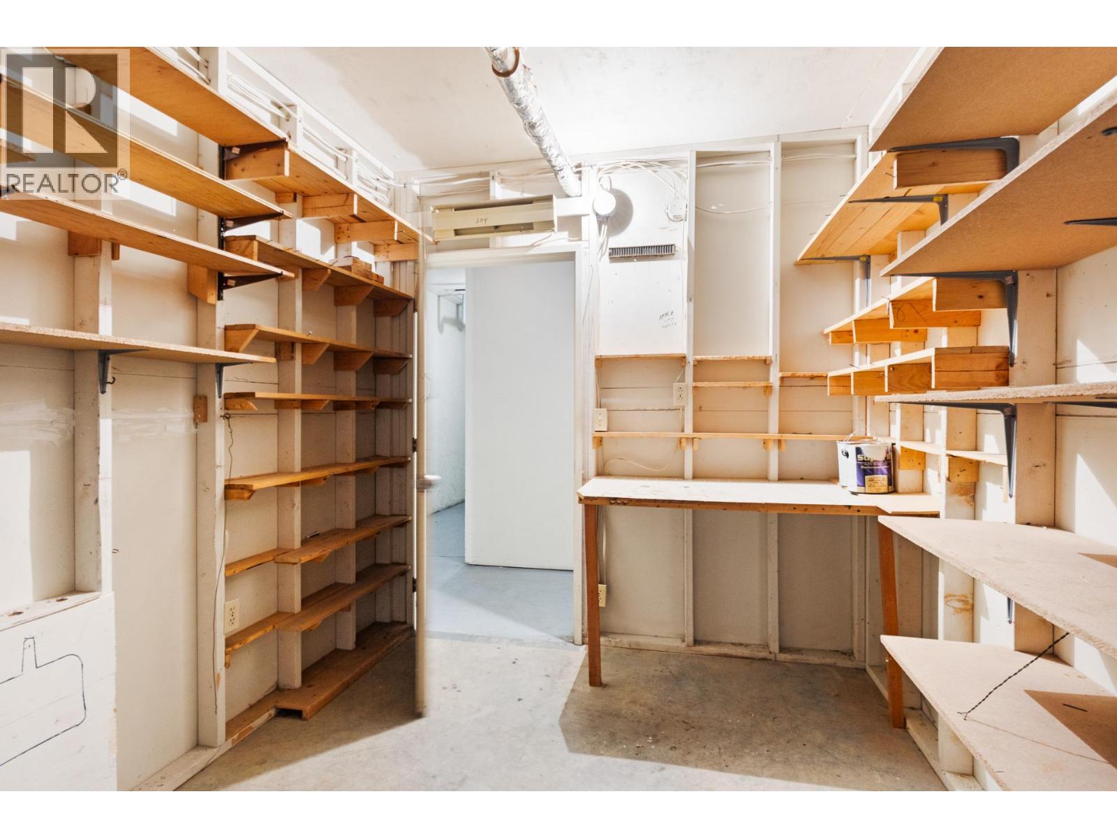 1490B Gordon Drive Unit# 304