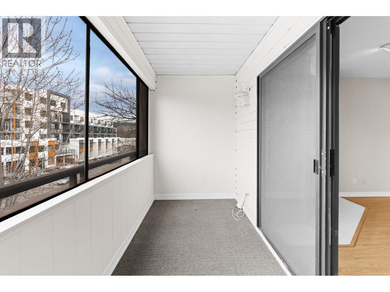1490B Gordon Drive Unit# 304