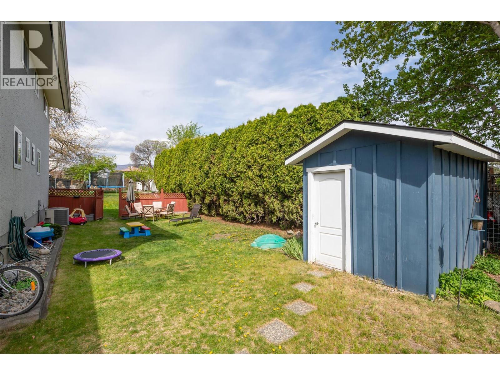1360 Elm Street