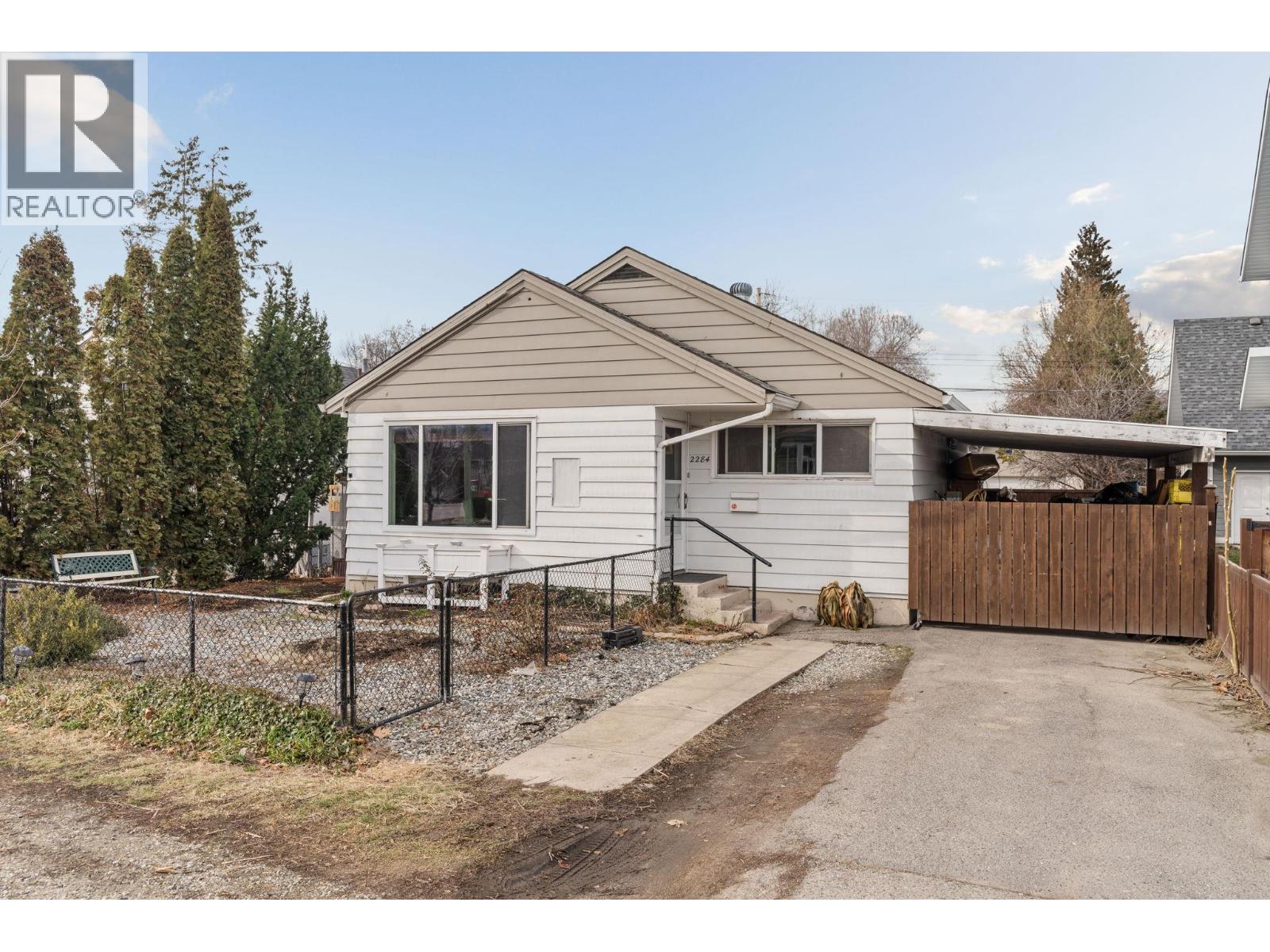 2284 Aberdeen Street
