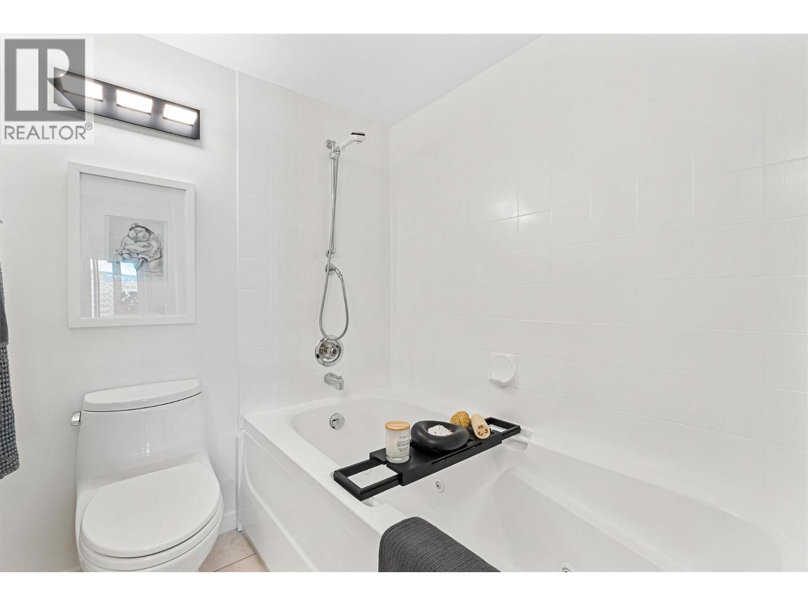 2900 Abbott Street Unit# 202