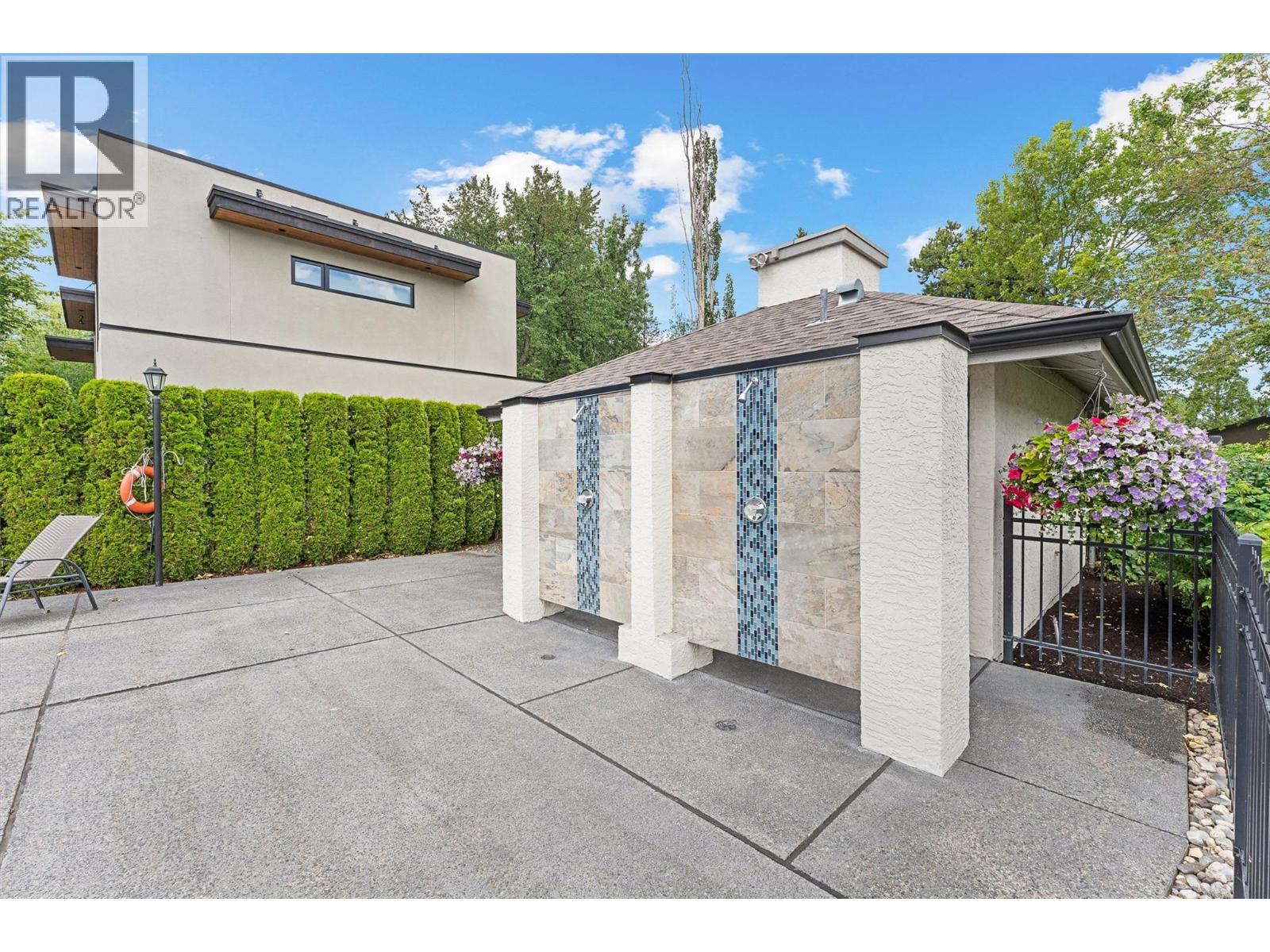 2900 Abbott Street Unit# 202
