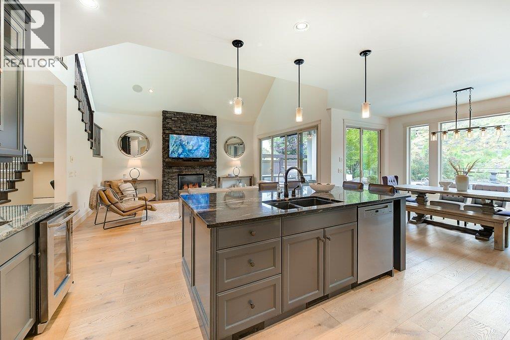 425 Audubon Court