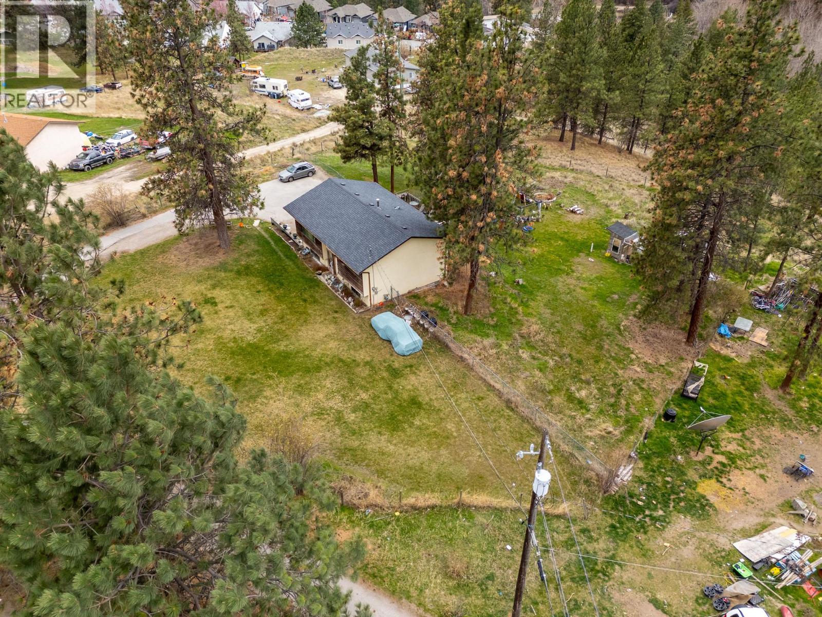 3260 Coyote Crescent