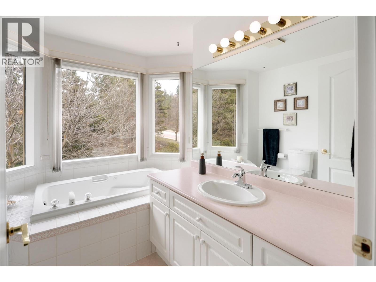 980 Dilworth Drive Unit# 115