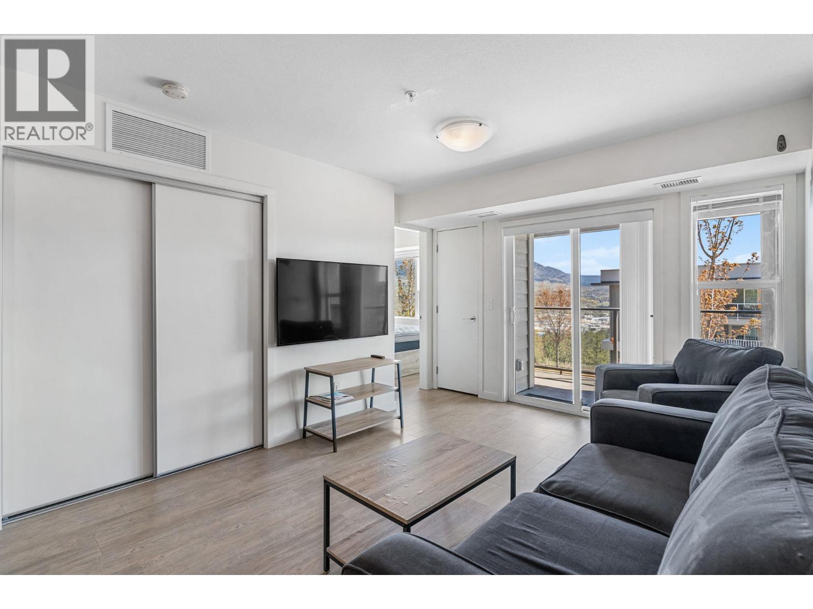 725 Academy Way Unit# 128