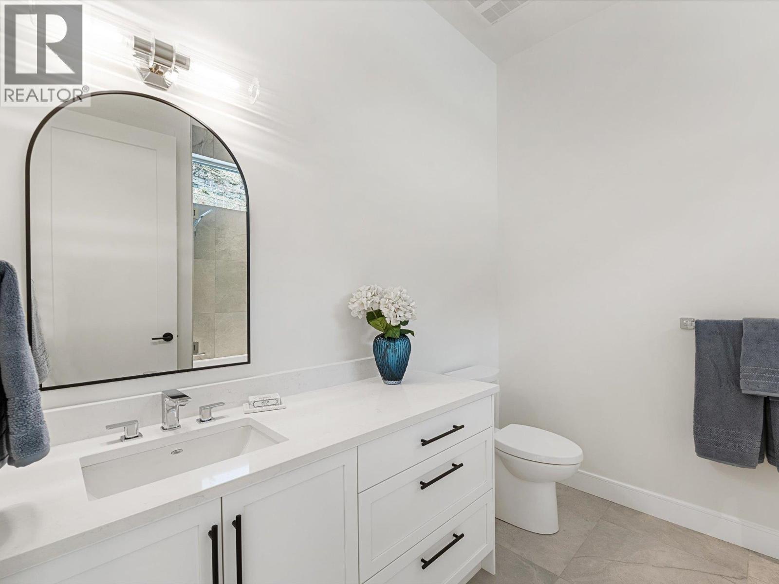 5650 The Edge Place Unit# 110