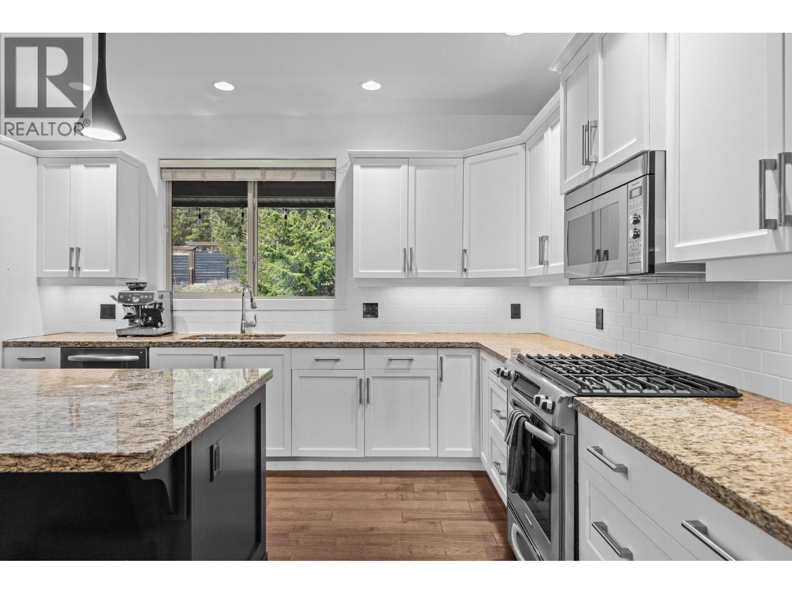 1865 Begbie Road Unit# 14