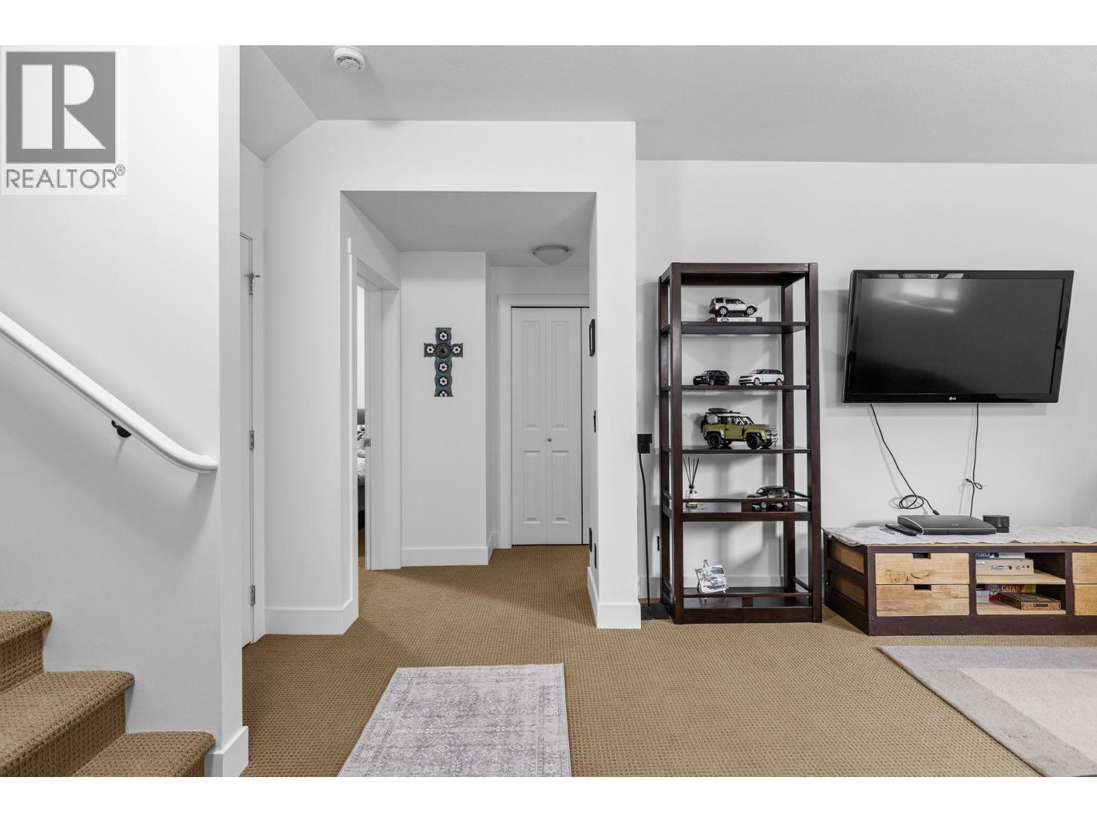 1865 Begbie Road Unit# 14