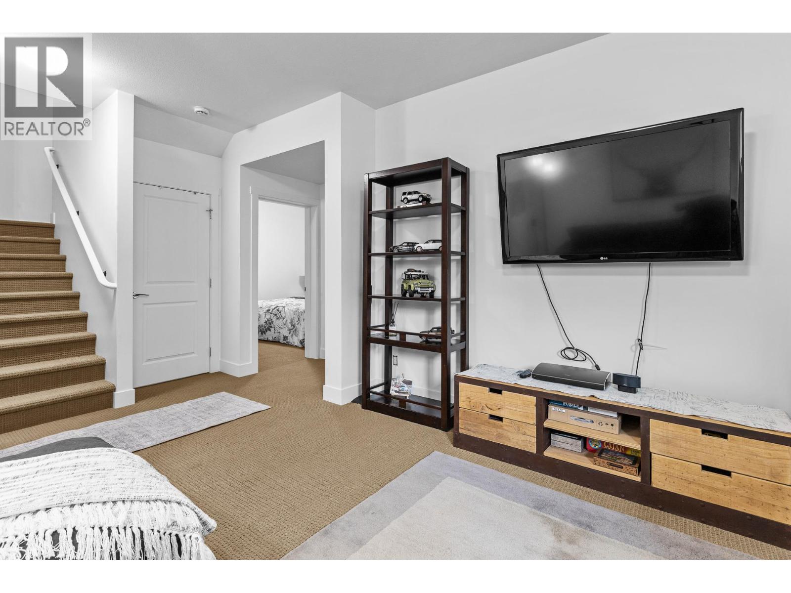 1865 Begbie Road Unit# 14