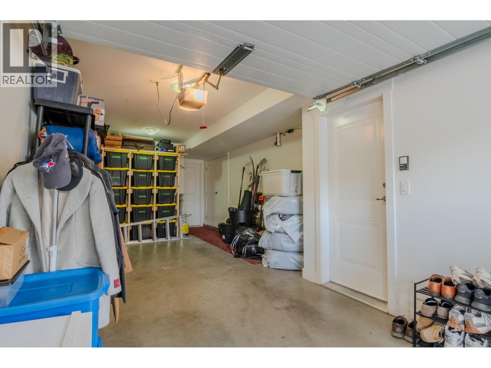 600 Sherwood Road Unit# 10