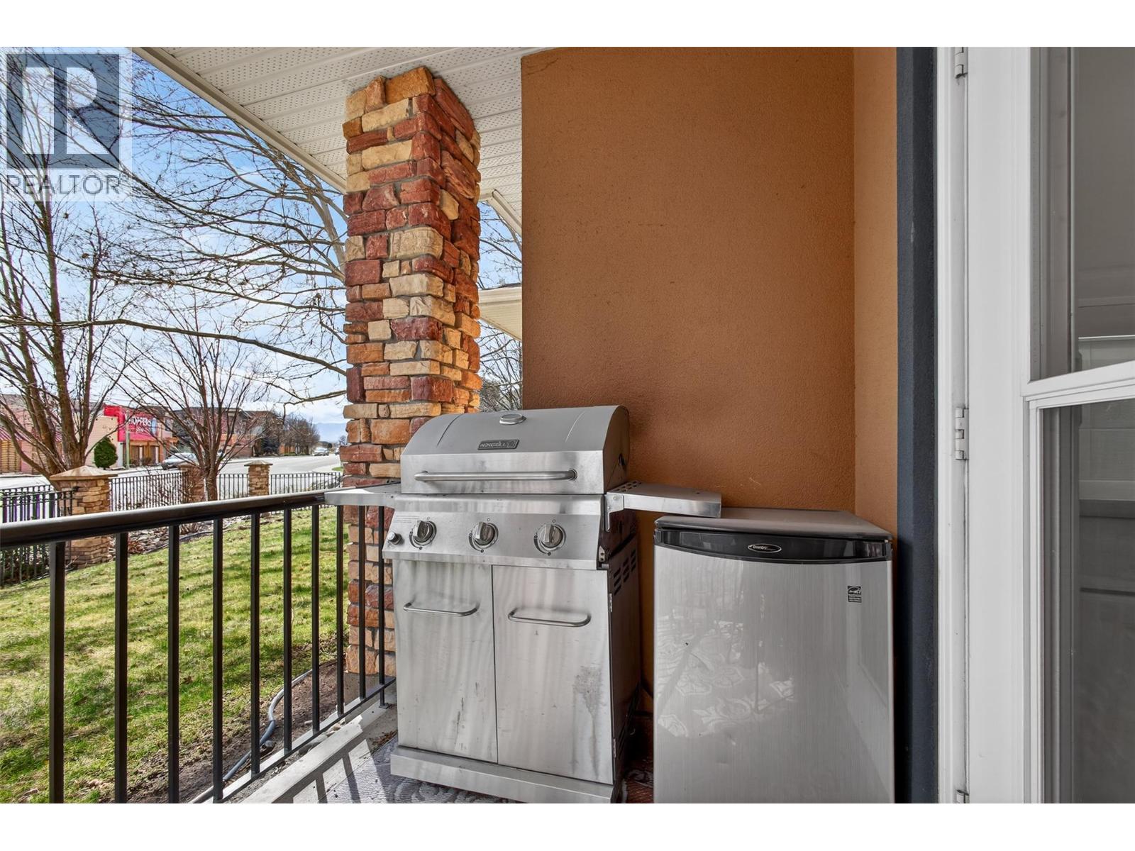 303 Whitman Road Unit# 101
