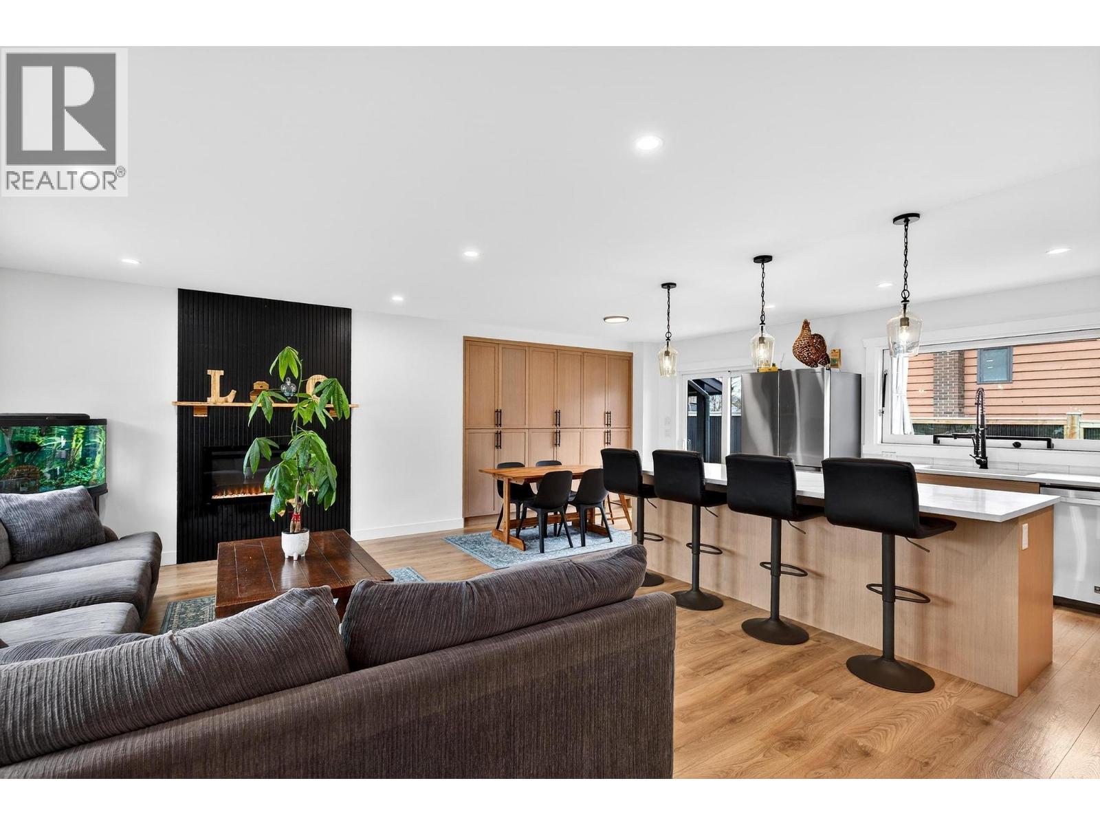 3150 Woodstock Drive