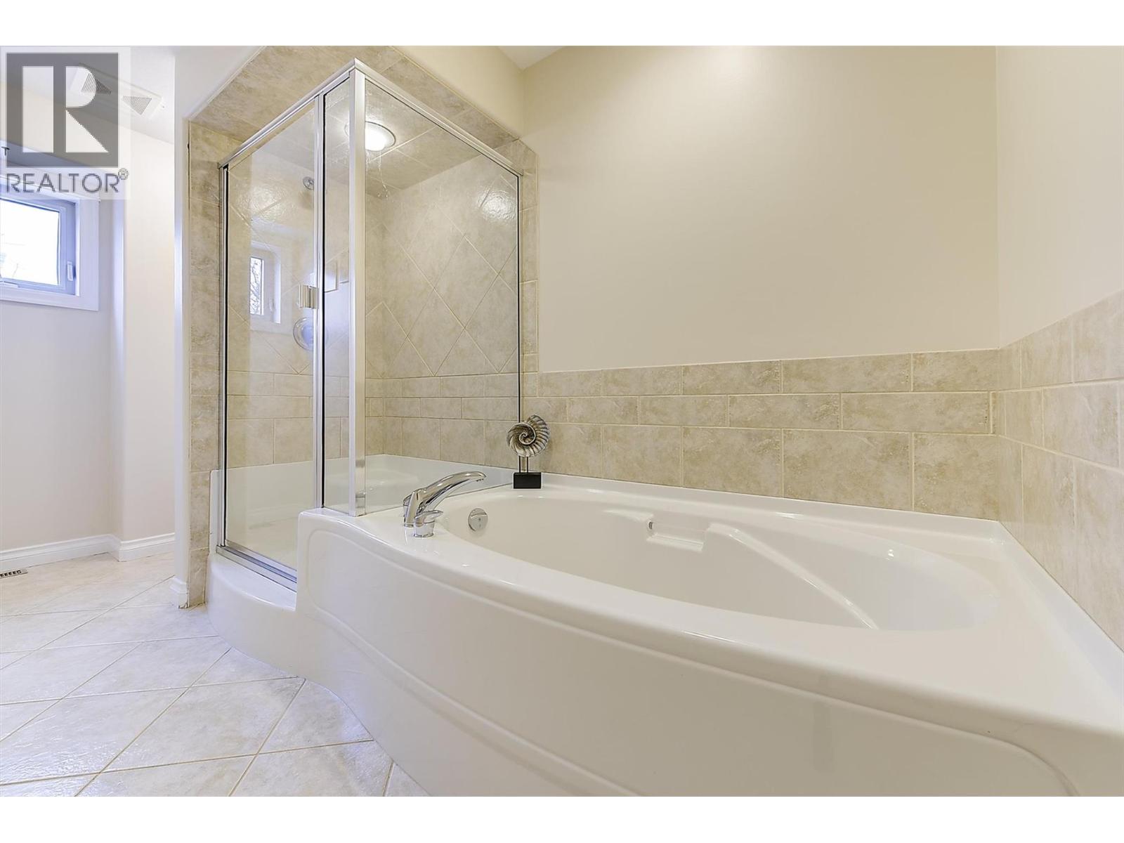 550 Glenmeadows Road Unit# 108