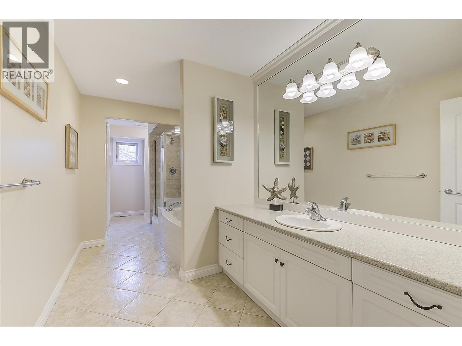 550 Glenmeadows Road Unit# 108