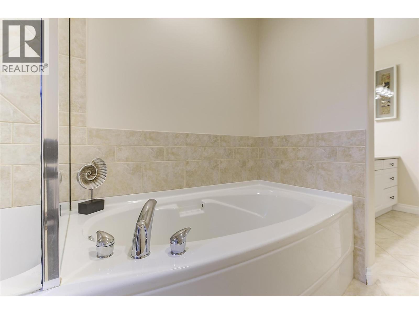 550 Glenmeadows Road Unit# 108