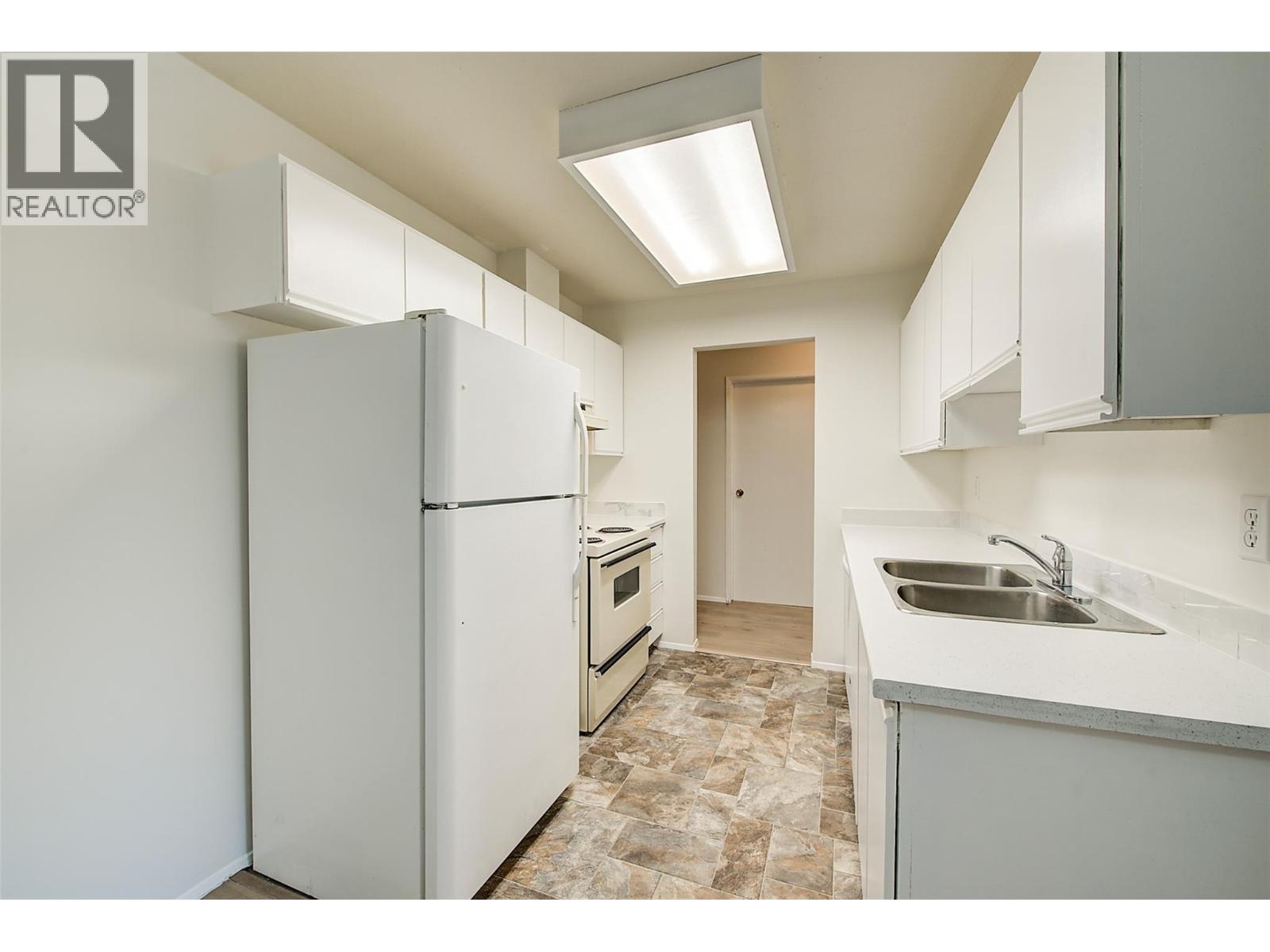 3180 De Montreuil Court Unit# 407