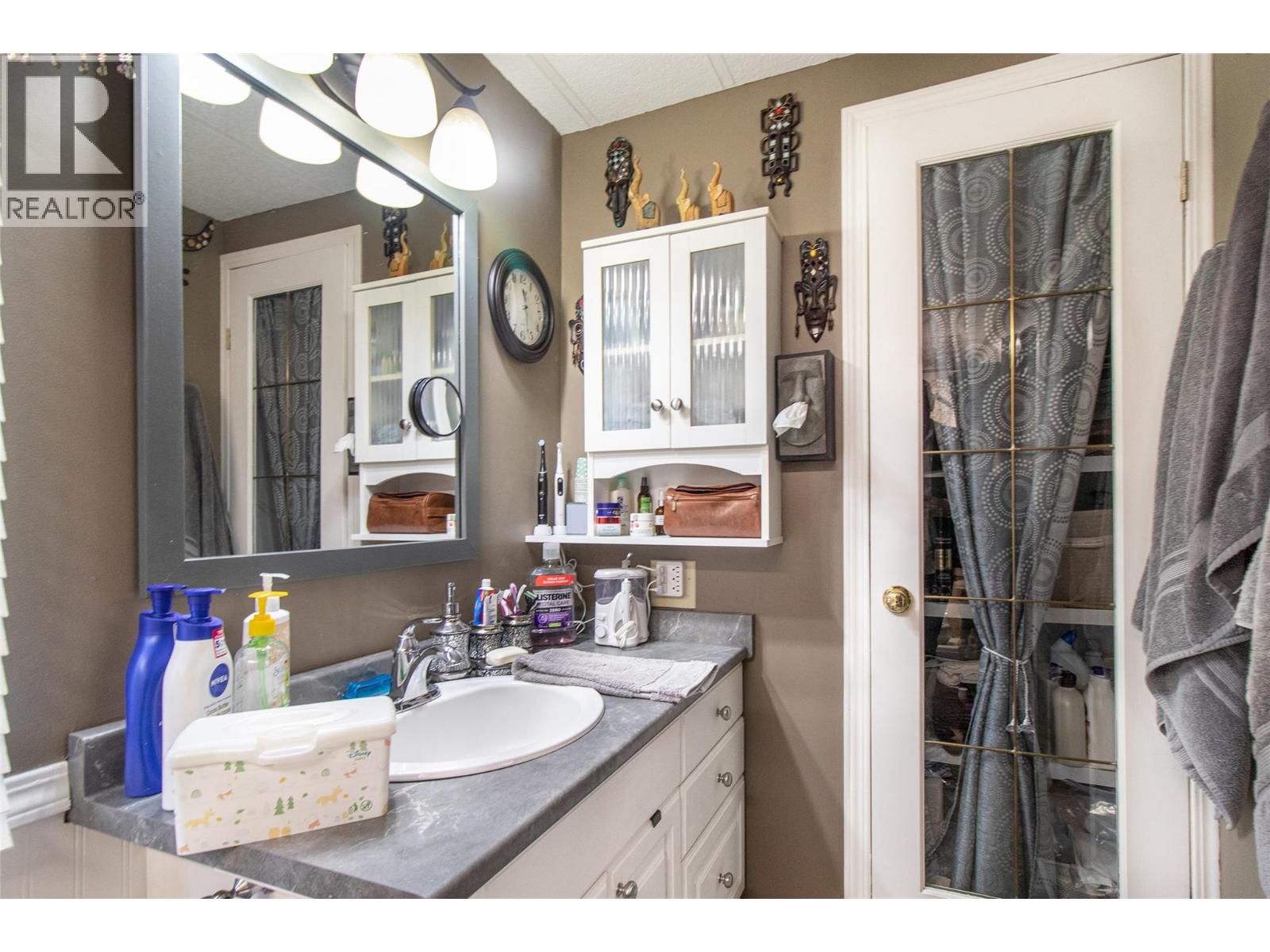 1880 Old Boucherie Road Unit# 167