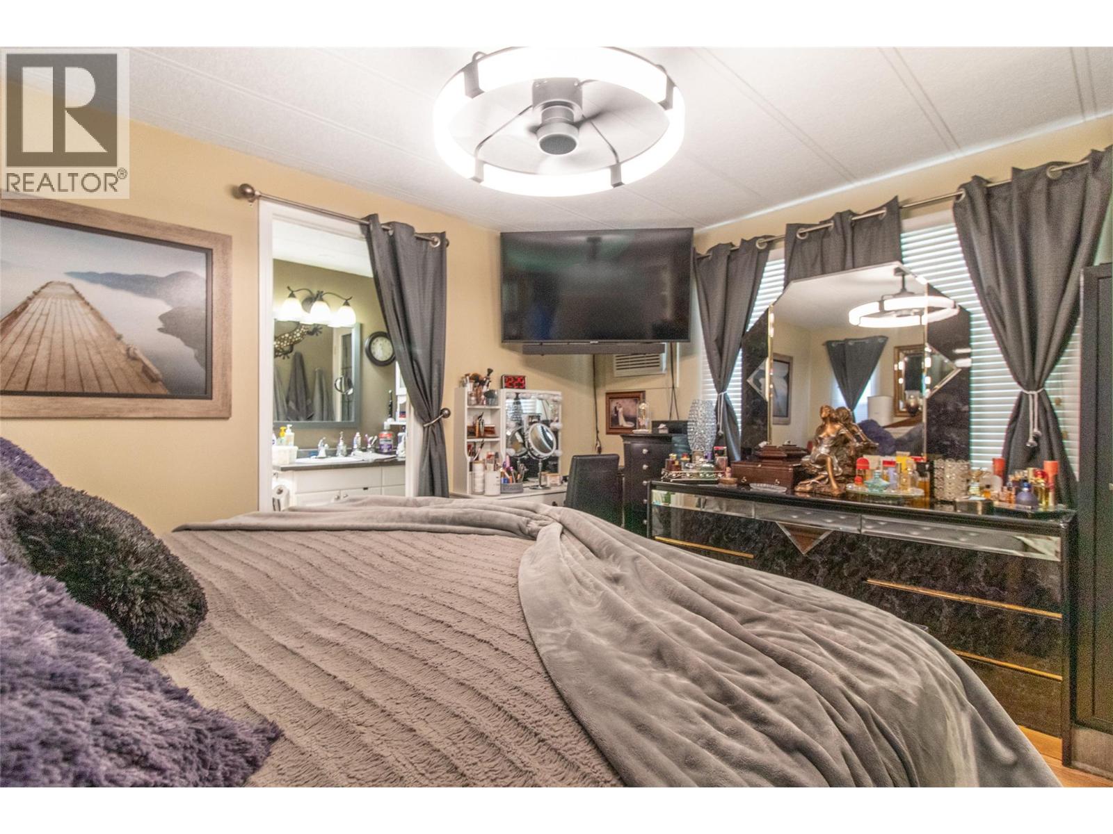 1880 Old Boucherie Road Unit# 167
