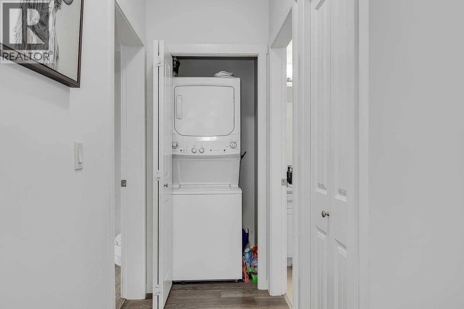 3731 Casorso Road Unit# 118